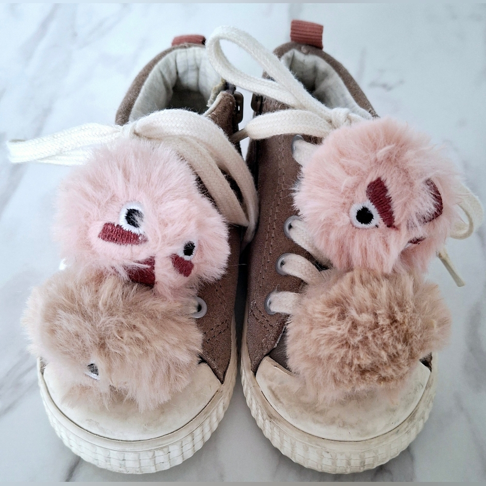 Zara Baby Adorable Pom-Pom Sneakers (12-18 mo)